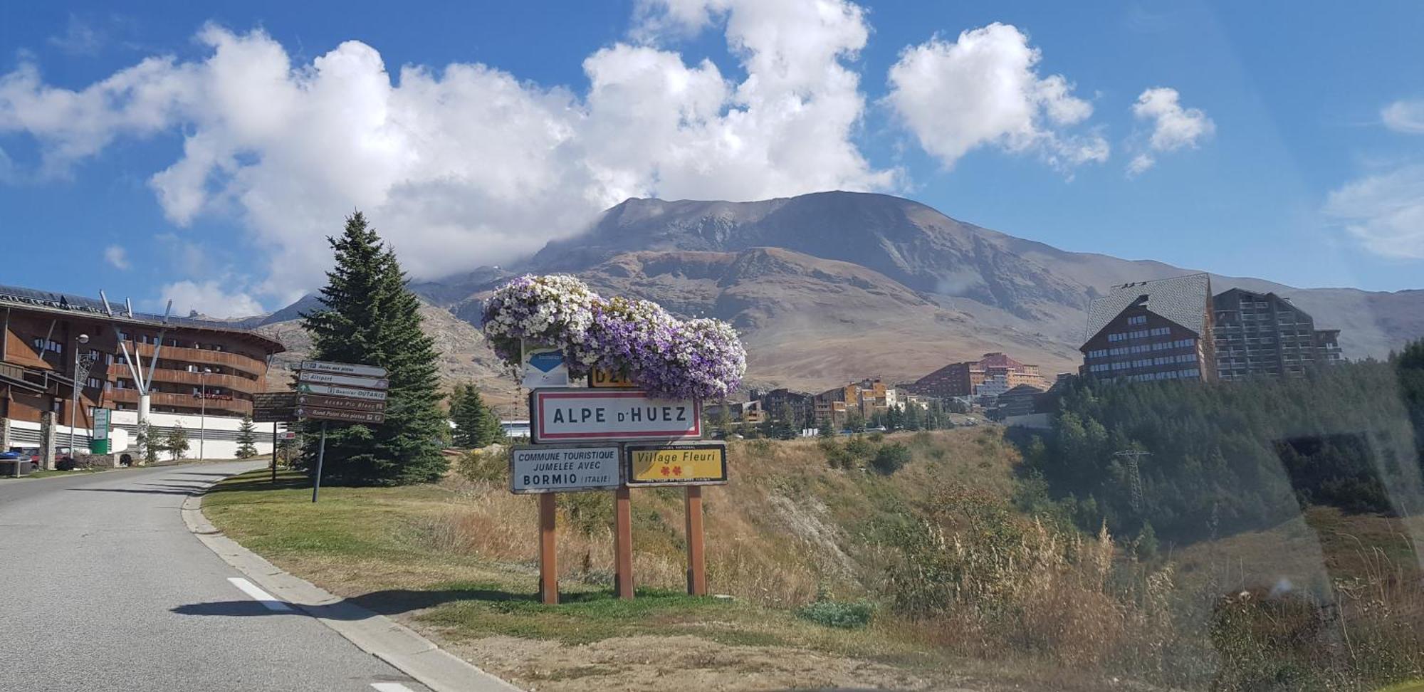 L'Ours Blanc Daire Huez Dış mekan fotoğraf